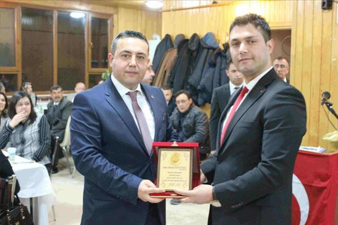 AĞIR CEZA REİSİNE ve HAKİME HANIMA VEDA  PROGRAMI DÜZENLENDİ