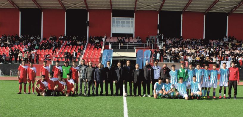 Liselerarası Futbol Turnuvasında Şampiyon M.H.G Anadolu Lisesi