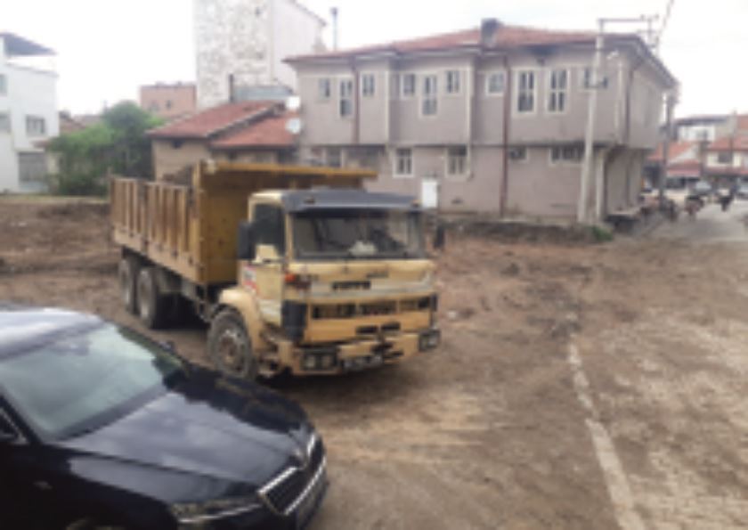 Belediyeden Otopark Çalışması