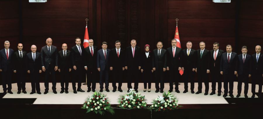 YENİ KABİNE AÇIKLANDI