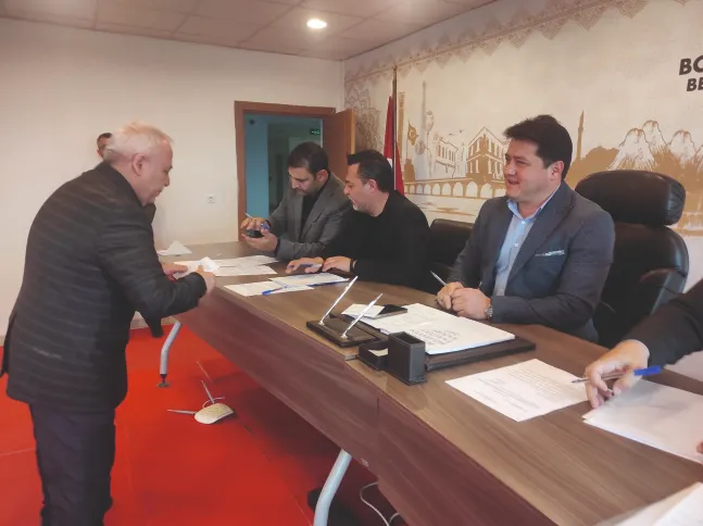 YENİ BELEDİYE MECLİSİ İLK TOPLANTISINI YAPTI